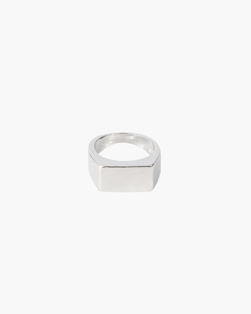 Notré style Ring
