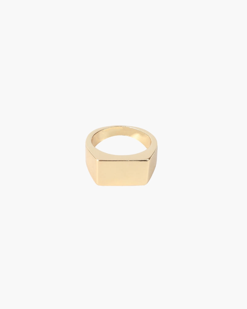 Notré style Ring