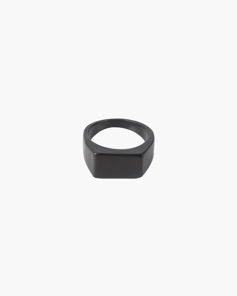 Notré style Ring